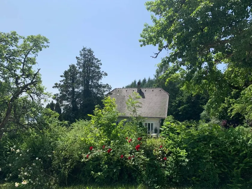 Holiday Home '1a' with Mountain View, Private Terrace & Wi-Fi - Image 1