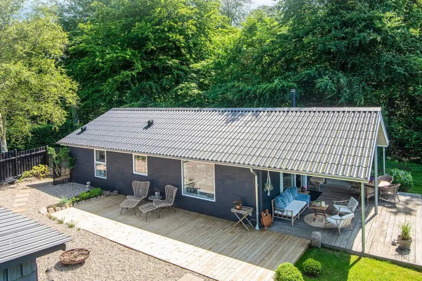 Wonderful house with garden, BBQ & terrace | Beach nearby - Image 1