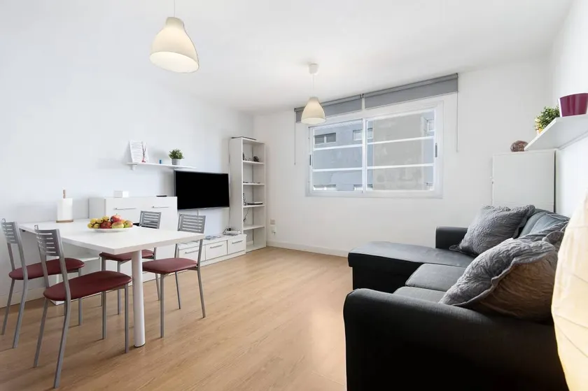 Flat | Sea view - Image 1