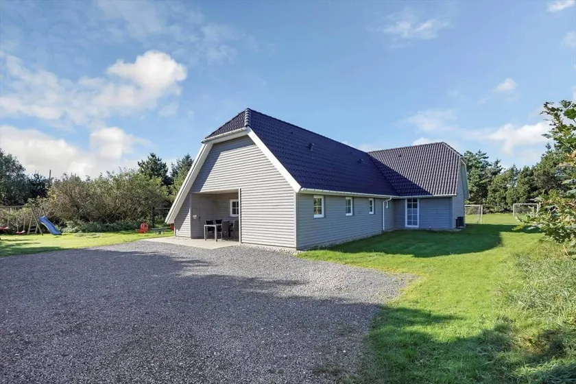 Fully equipped beautiful house with sauna, jacuzzi & terrace | Dogs allowed - Image 1