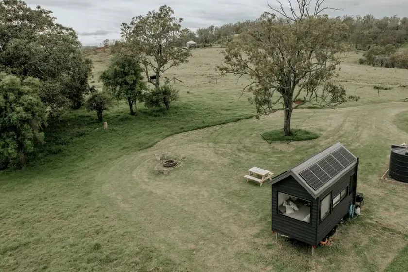 Spectacular Tiny House with Fire Pit in Glenaven, Queensland - Image 1