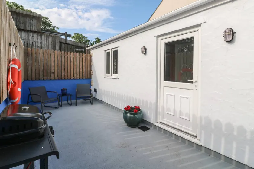 Family-friendly charming cottage with garden | Pet-friendly - Image 1
