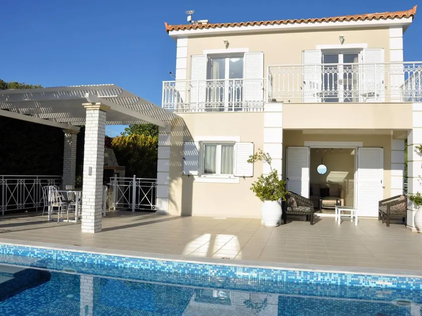 Holiday home with garden, terrace & private pool | Nature view - Image 1