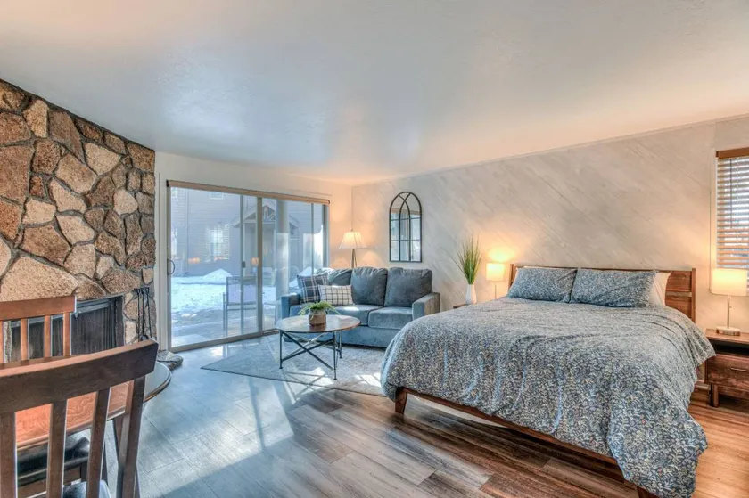 Cozy Condo Near Sunriver Resort and Village Mall - Image 1