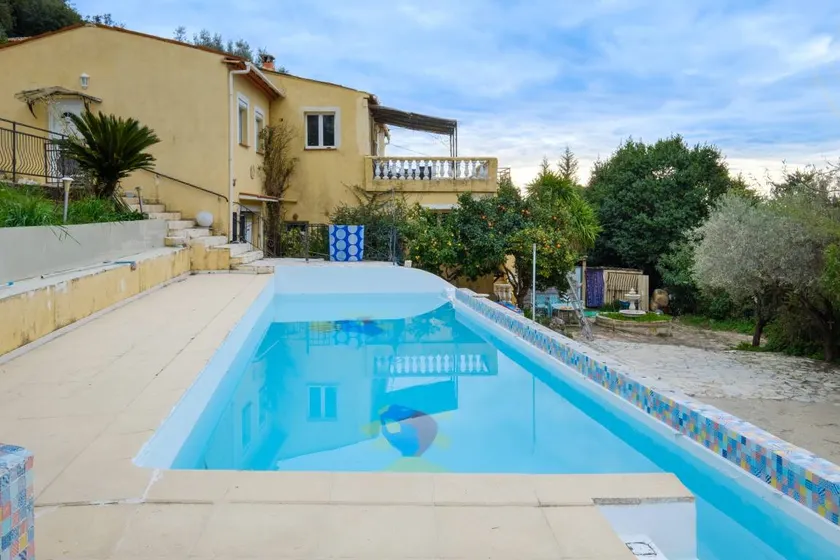 Wohnung mit Pool, Grill und Terrasse | Bergblick - Image 1