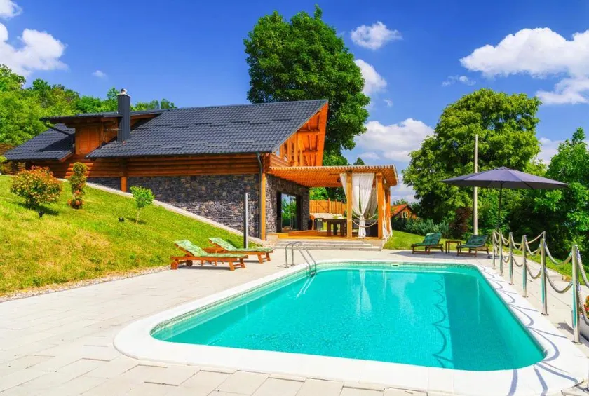 Villa mit Garten, Whirlpool und privatem Pool | Bergblick - Image 1