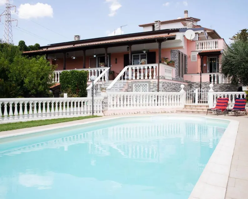 Children-friendly pleasant villa with sauna, garden & private pool | Nature view | Pets allowed - Image 1