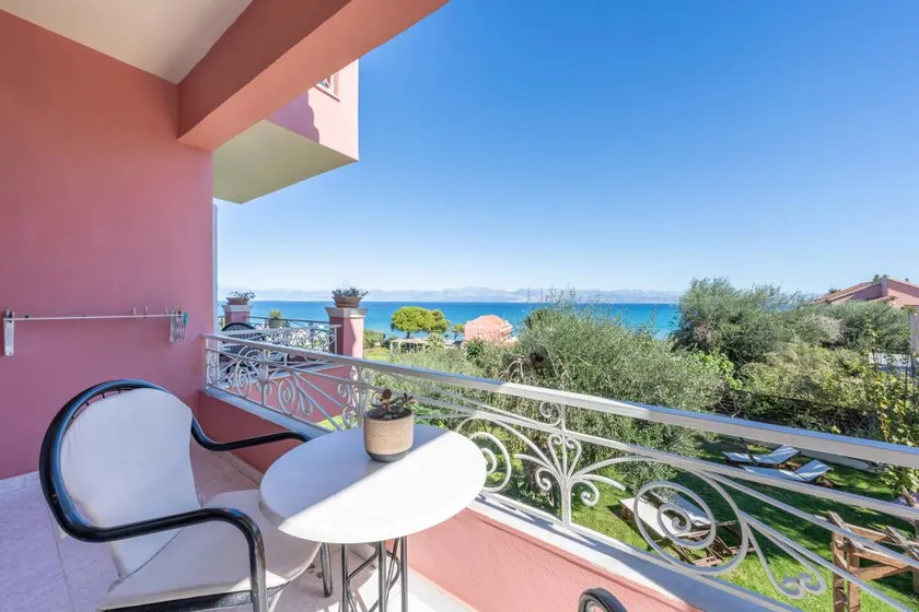 Studio Apartment 'GRAND 4' with Sea View, Wi-Fi and Air Conditioning - Image 1