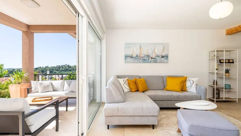 Flat with barbeque & terrace | Sea view - Image 1