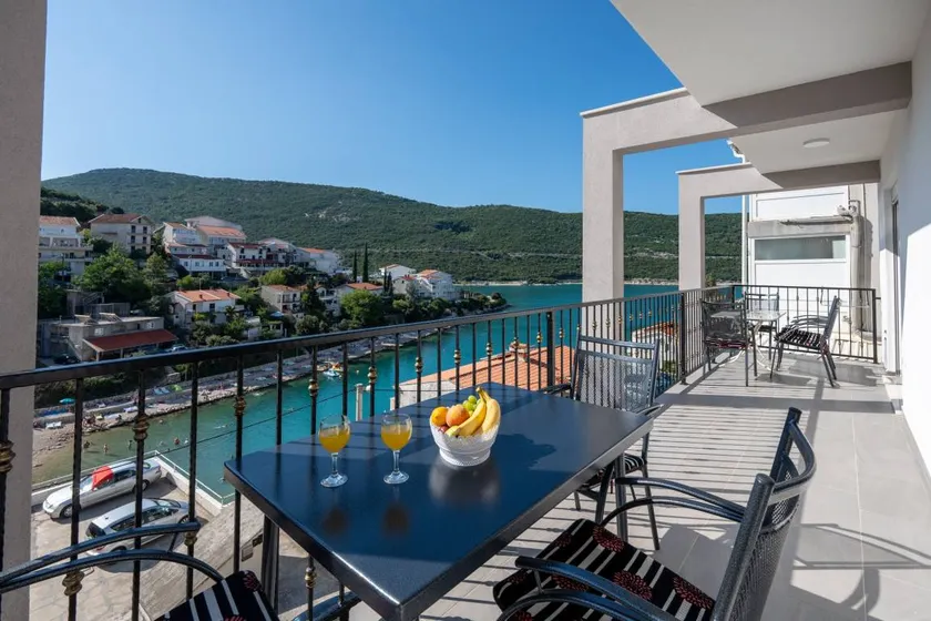 Studio with 1 room for 3 persons - Image 1