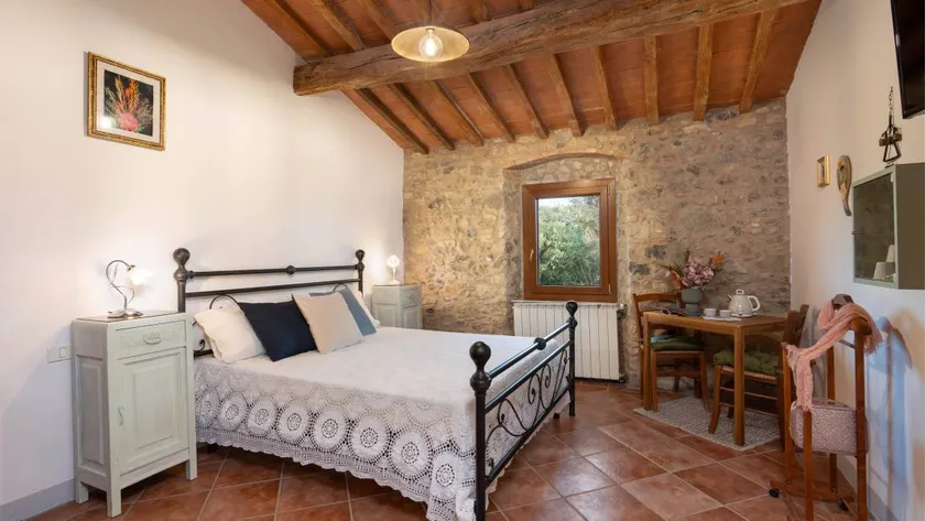 Agriturismo Il Pratone: Camera GREGO - camera tripla con bagno primo piano - Image 1