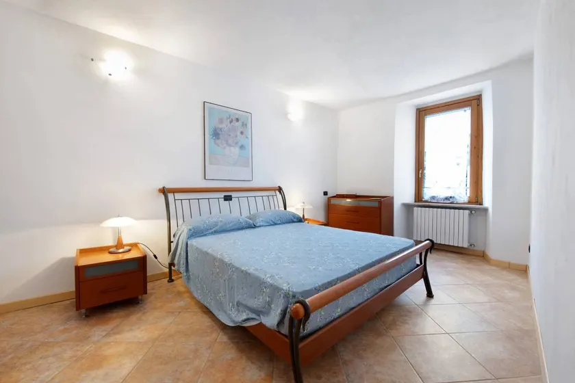 Flat | Garden view - Image 1