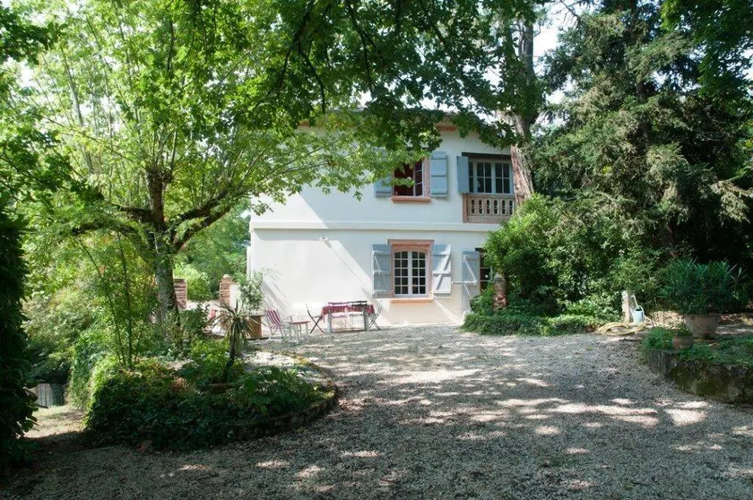 Holiday home with garden, barbeque & terrace | Nature view - Image 1