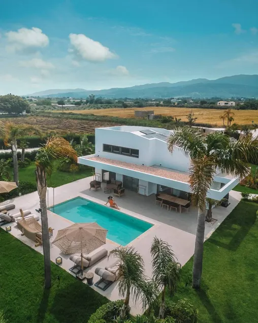 Villa with terrace, barbeque & private pool | Sea view - Image 1