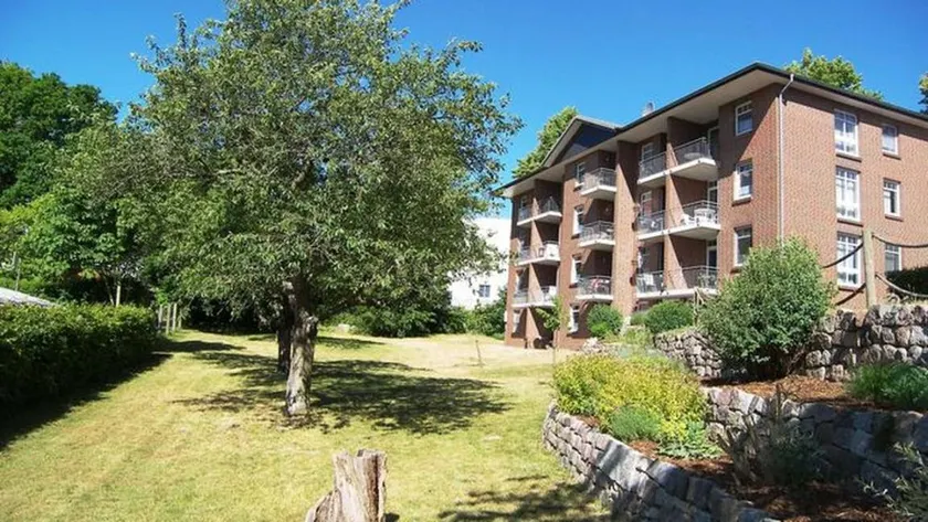 Appartamento con piscina, giardino e sauna - Image 1