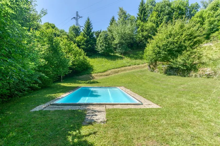 Apartment with terrace, barbeque & garden | Mountain view - Image 1