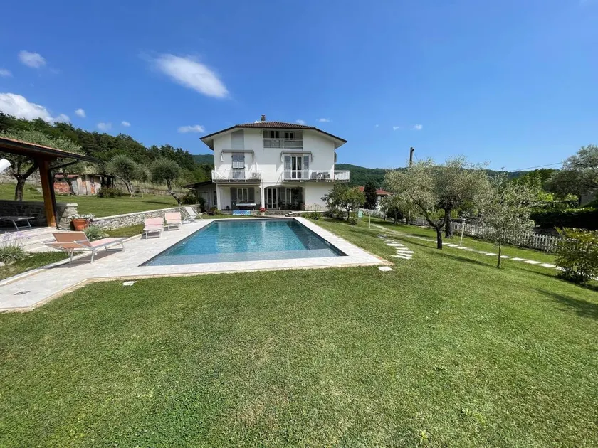 Fully equipped lovely apartment with pool, BBQ & terrace | Mountain view | Perfect for remote work | Pet-friendly - Image 1