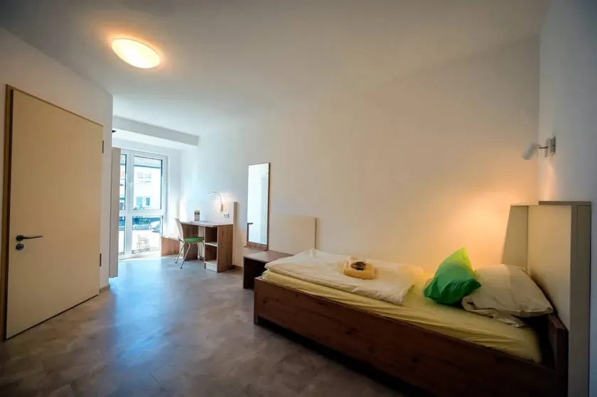 Single Room 'Comfort 101' with Wi-Fi - Image 1