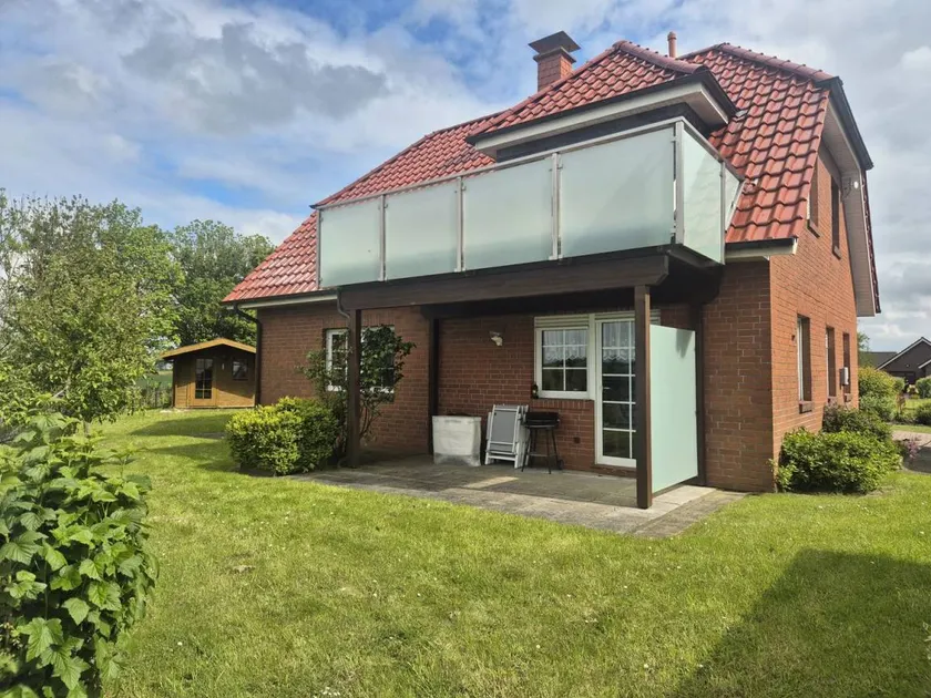 Ferienwohnung „Feldblick“ – Entspannung mit Weitblick im Herzen der Krummhörn - Image 1