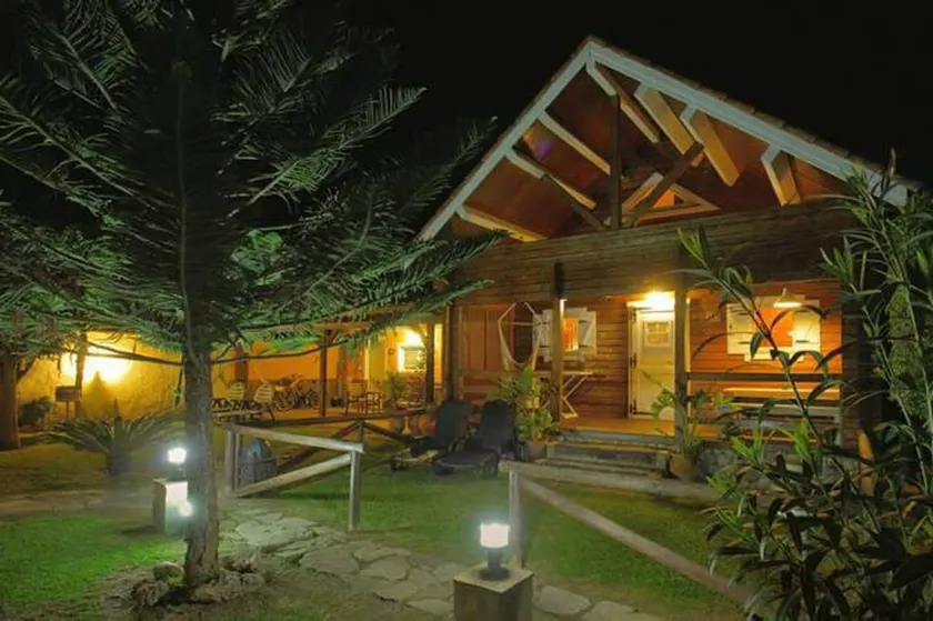 House with garden, barbecue & terrace | Garden view | Close to the beach - Image 1