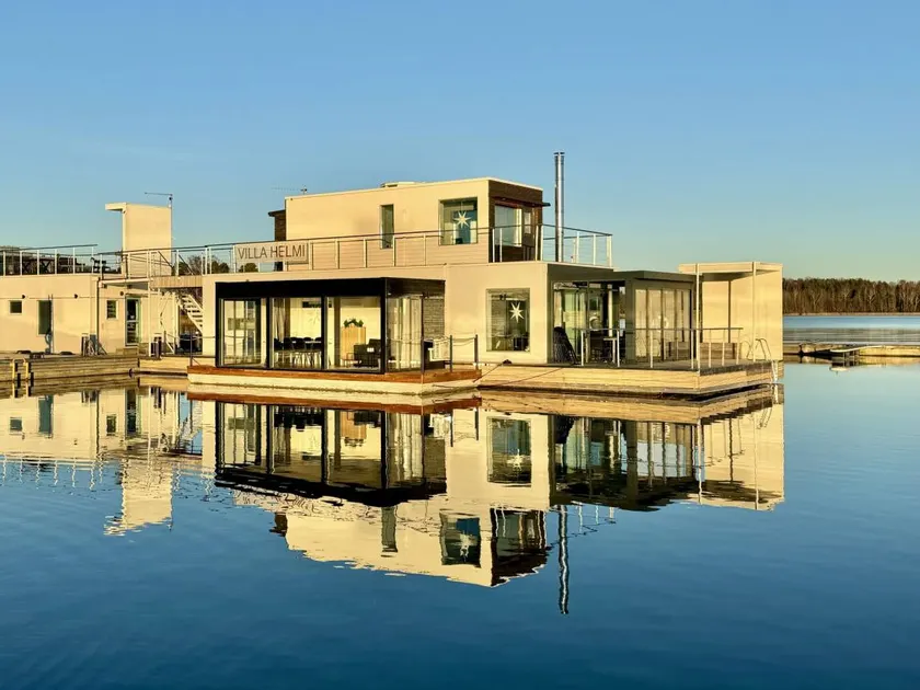 Holiday home with terrace, jacuzzi & sauna | Nature view - Image 1
