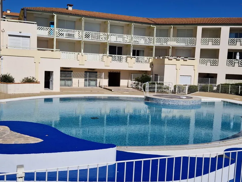 Appartement entièrement équipé avec piscine | Plage à proximité - Image 1