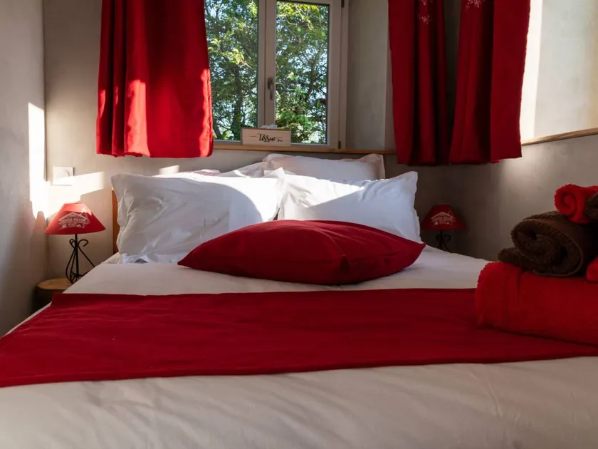 Charming bed & breakfast with 1 bedroom for 2 persons - Image 1