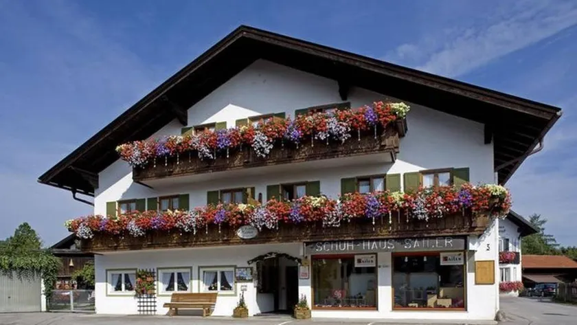 Apartment | Mountain view - Image 1