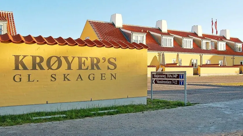Apartment with terrace, jacuzzi & sauna | Beach nearby - Image 1