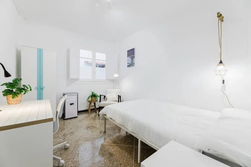 Merveilleuse chambre privée | Proche de la plage - Image 1