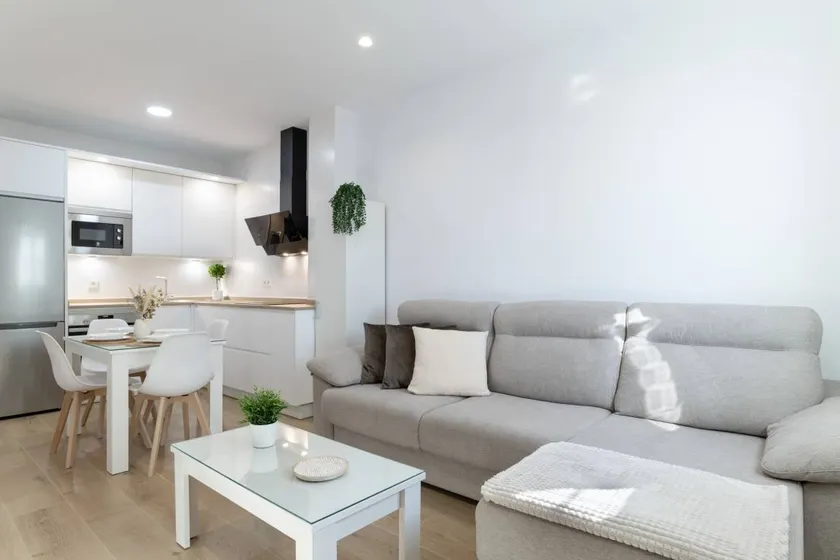 Apartment | Sea view - Image 1