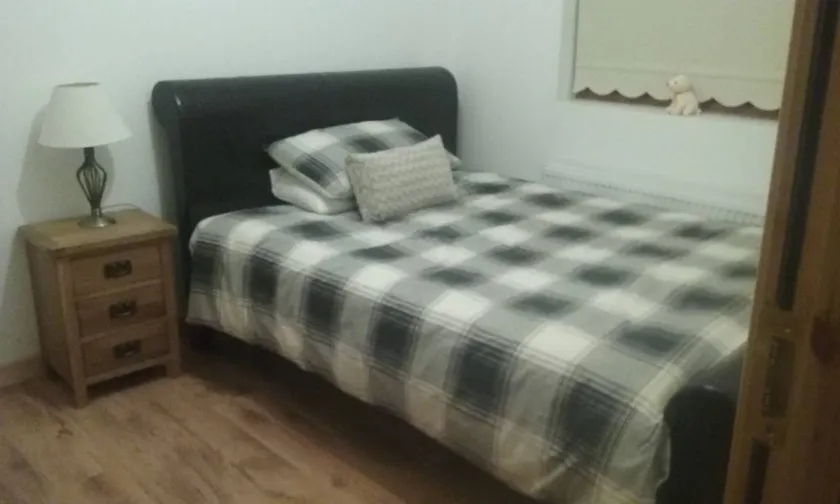 Chambre chez l'habitant avec jardin et terrasse - Image 1