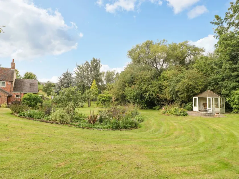 Landhaus mit Garten und Whirlpool - Image 1