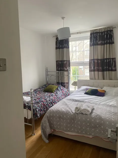 3 Bed Flat - Sleeps 6 - Parking - Wifi - Image 1