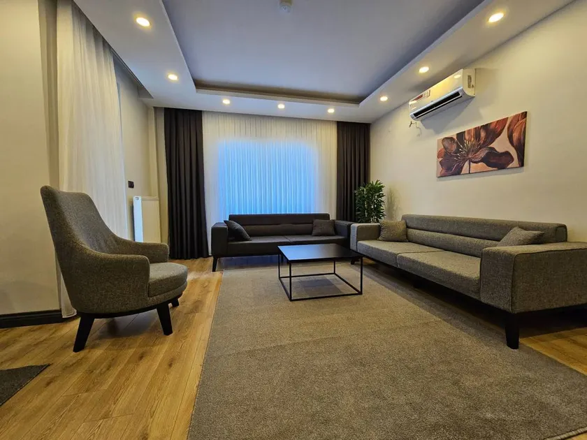 Professionally Maintained, Spacious New Suites 2-5 - Image 1