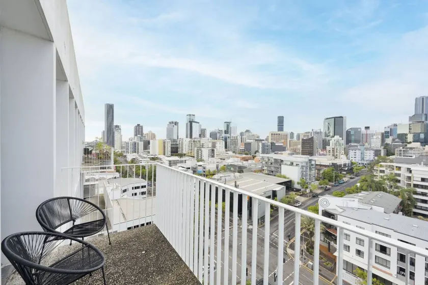 Appartement avec jardin, barbecue et piscine | Proche Brisbane City Hall - Image 1