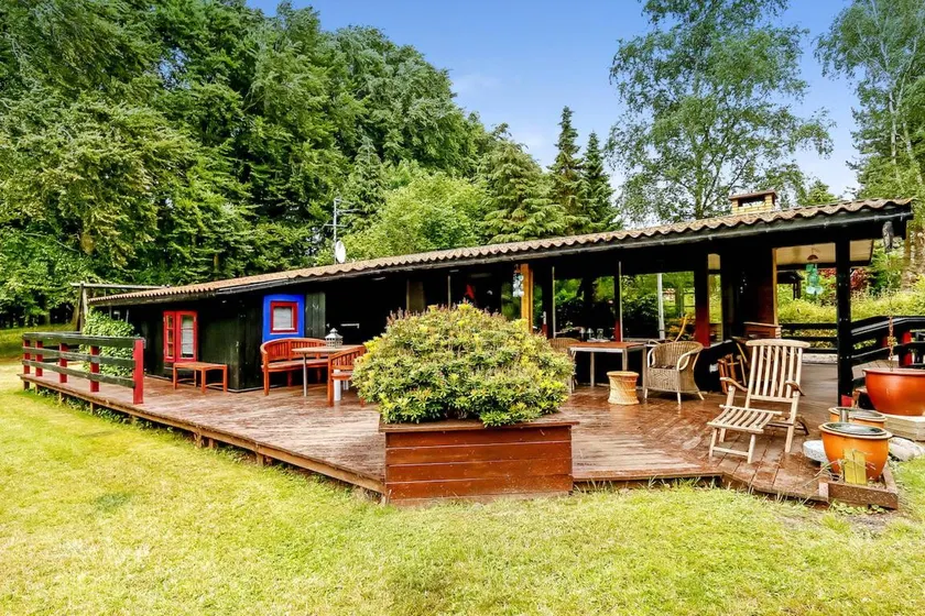 Charming Vacation Home On Large Grounds - Image 1