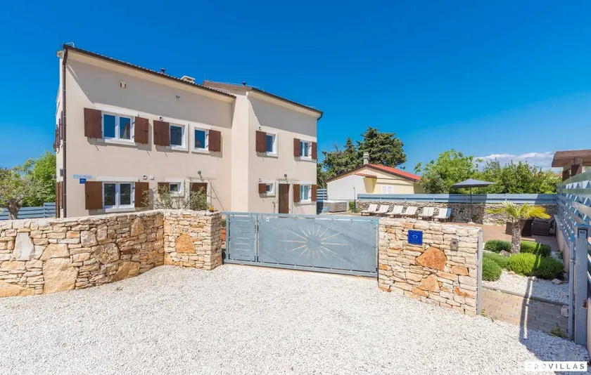 Fantástica villa apta para familias con sauna y barbacoa | Vistas al mar - Image 1