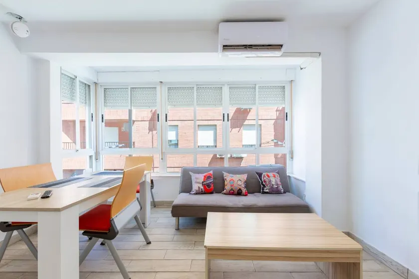 Flat | Close to the beach | Perfect for remote work | Dogs allowed - Image 1
