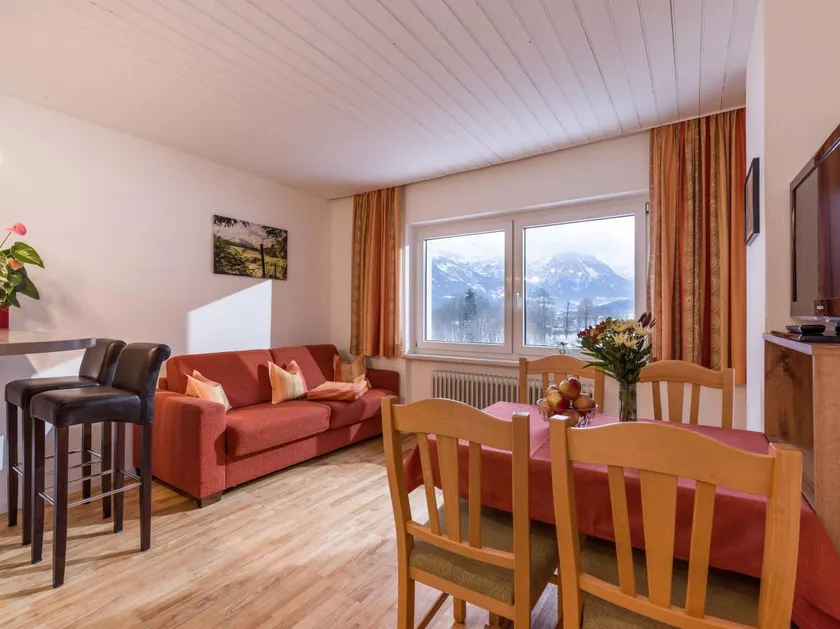 Apartment with garden | Close to the ski - Image 1