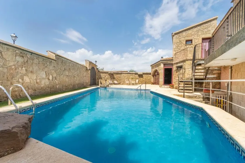 Ferienhaus mit privatem Pool, Garten und Grill | Gartenblick - Image 1