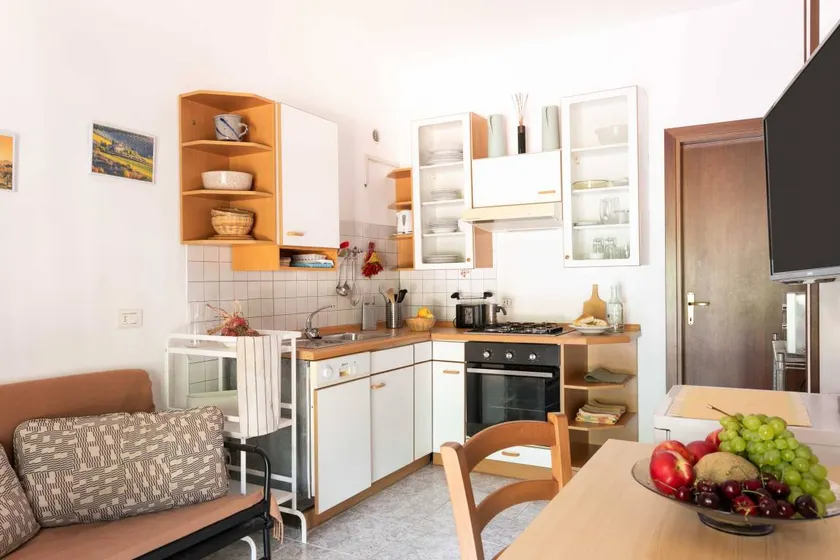 Apartment mit Pool, Garten und Whirlpool | Stadtblick - Image 1