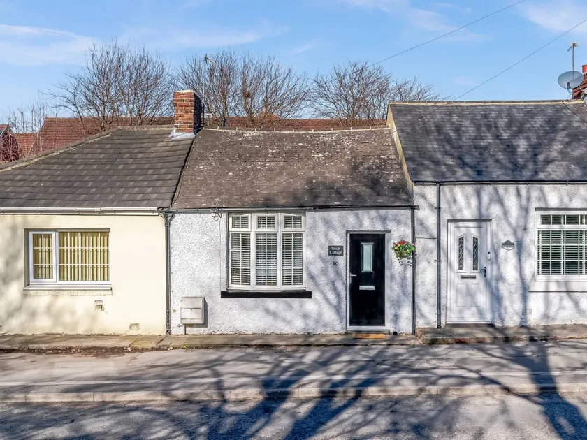 Children-friendly charming cottage with garden | River view - Image 1