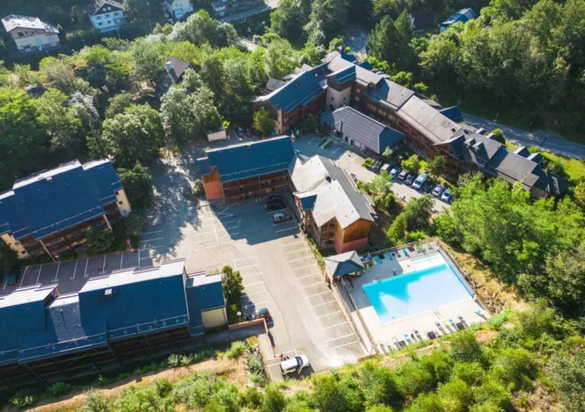 Flat with pool | Close to the ski | Pet-friendly - Image 1