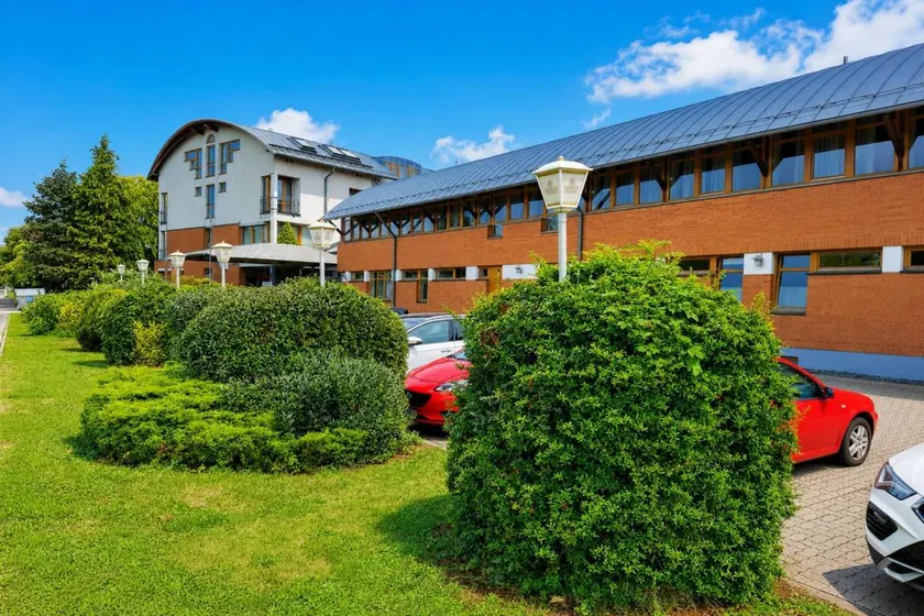 Appartamento con sauna, giardino e terrazza - Image 1