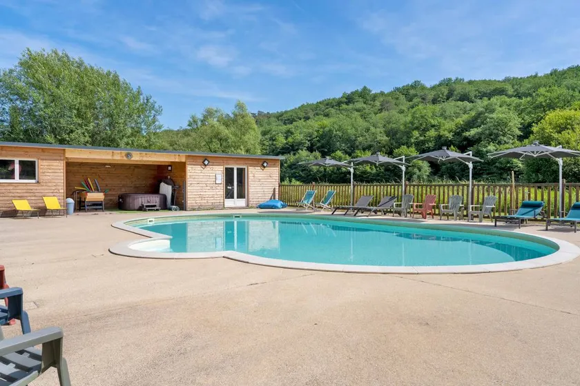 Family-oriented wonderful bed and breakfast with garden, terrace & BBQ | River view | Pets are welcome - Image 1
