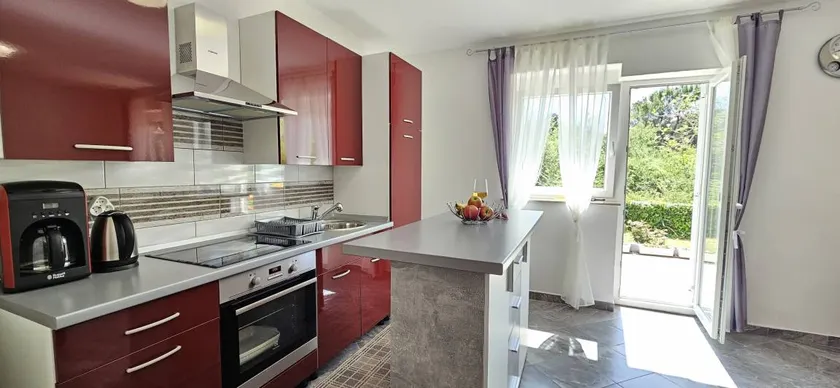 Apartment with BBQ | Garden view - Image 1