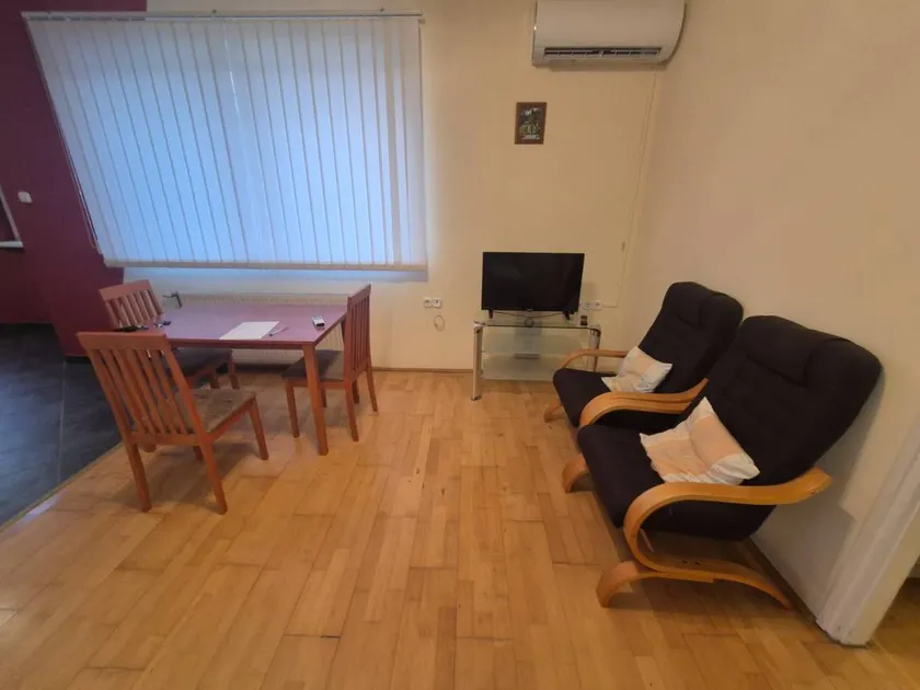 Mathias 2 – Spacious and Comfortable Apartment in Kecskemét - Image 1