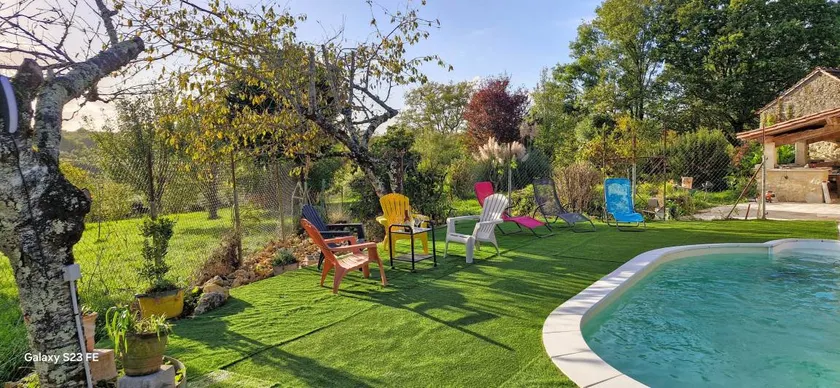 Child-friendly house with terrace, garden & barbeque | Garden view | Dogs allowed - Image 1