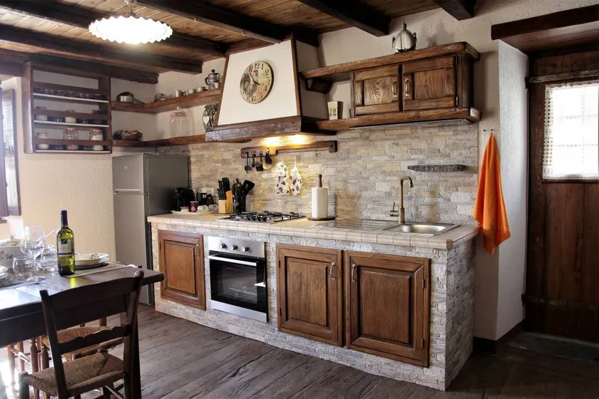 Family-oriented charming holiday home with private pool, BBQ & terrace | Mountain view | Dogs allowed - Image 1